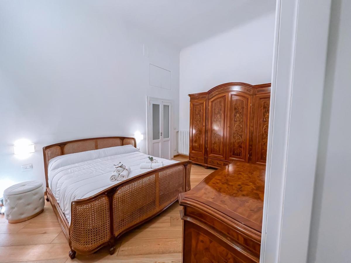 Luxury Bnb Dedeo Lejlighed Bari Eksteriør billede